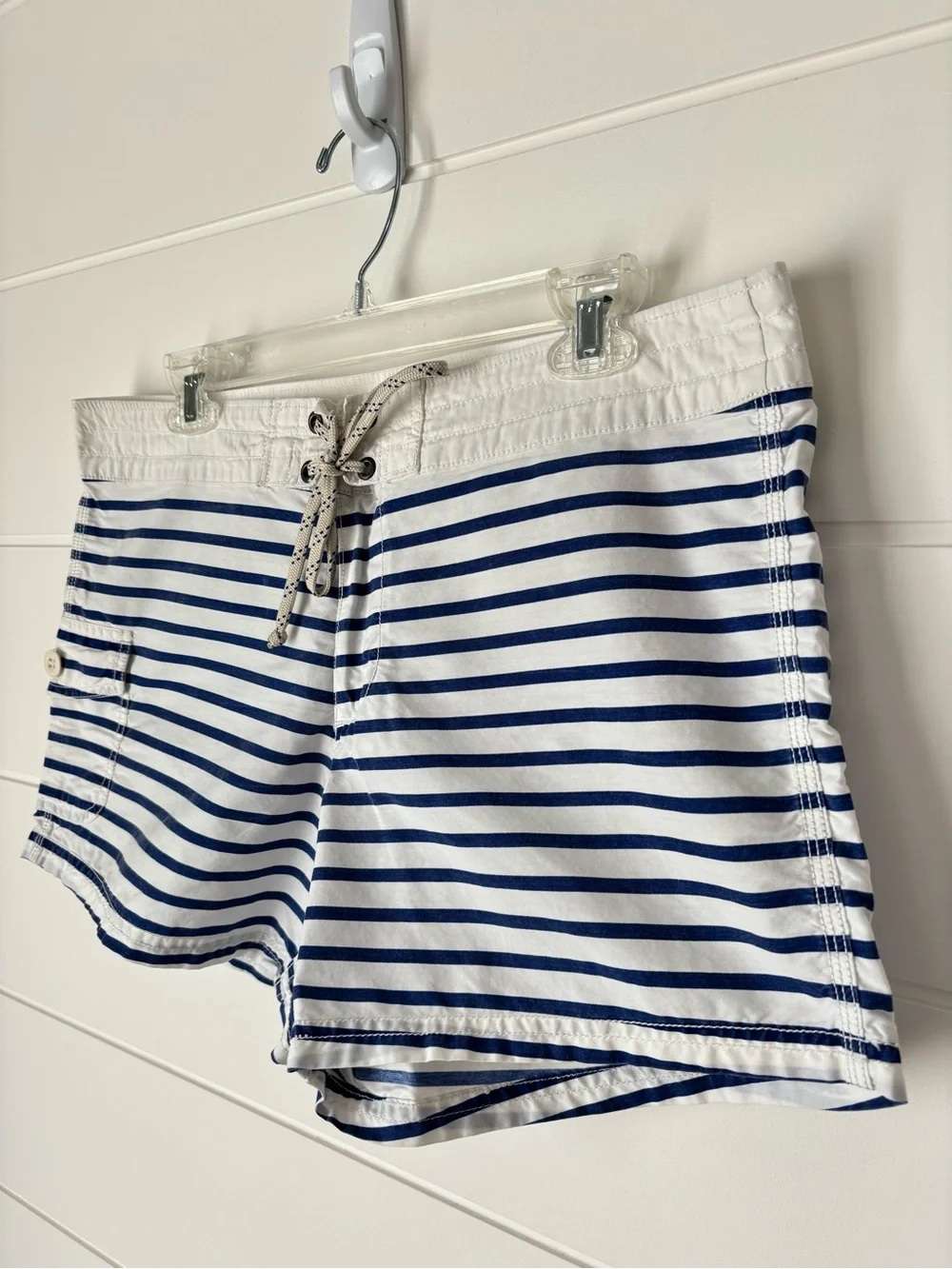 J. Crew Women’s Navy & White Striped Nautical Beach Board Shorts Size 10